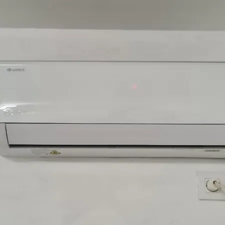 Sona Residence- Private With Parking Included Бухарест