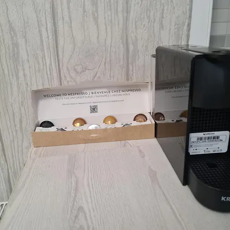 Apartment Sona Residence- Private With Parking Included *