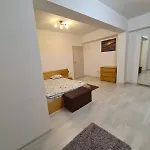 Sona Residence- Private With Parking Included Apartment
